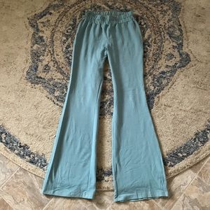 Roam New York Flared Jeggings- size XS